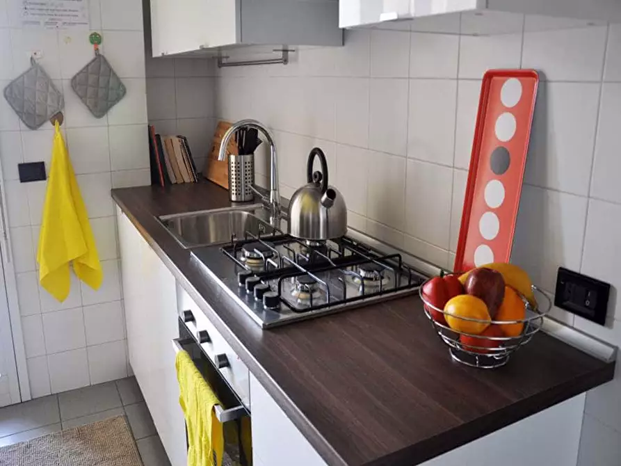 Immagine 33 di Camera in affitto  in Via Gustavo Fara39 a Milano