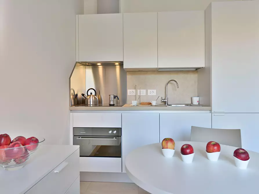 Immagine 4 di Appartamento in affitto  in Galleria del Toro3 a Bologna