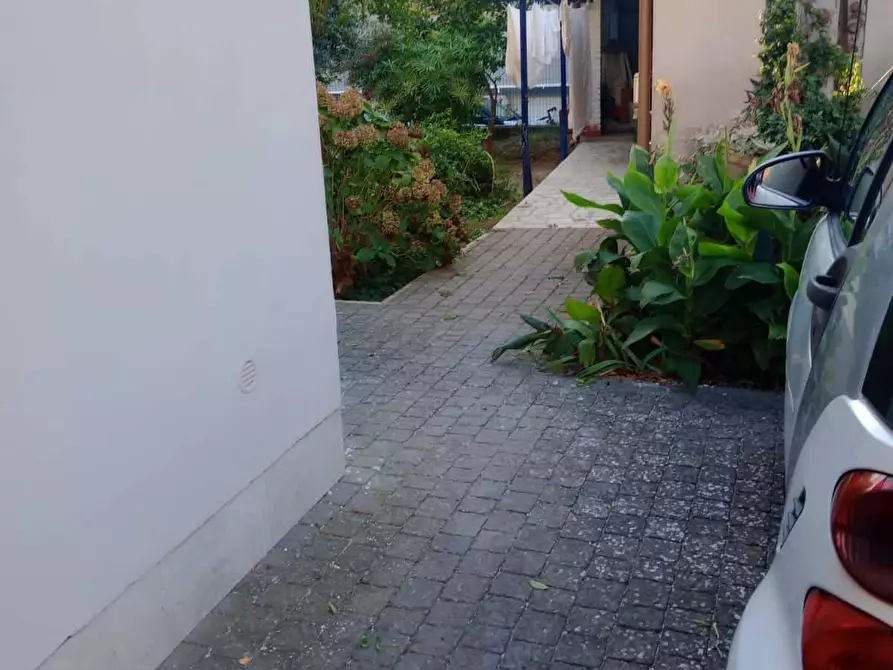 Immagine 11 di Camera in affitto  in Via Ernesto Ovidi20 a Roma