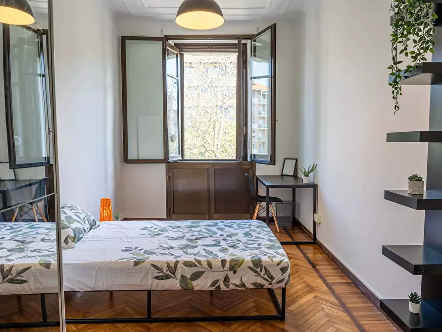 Immagine 2 di Camera in affitto  in Viale Campania35 a Milano