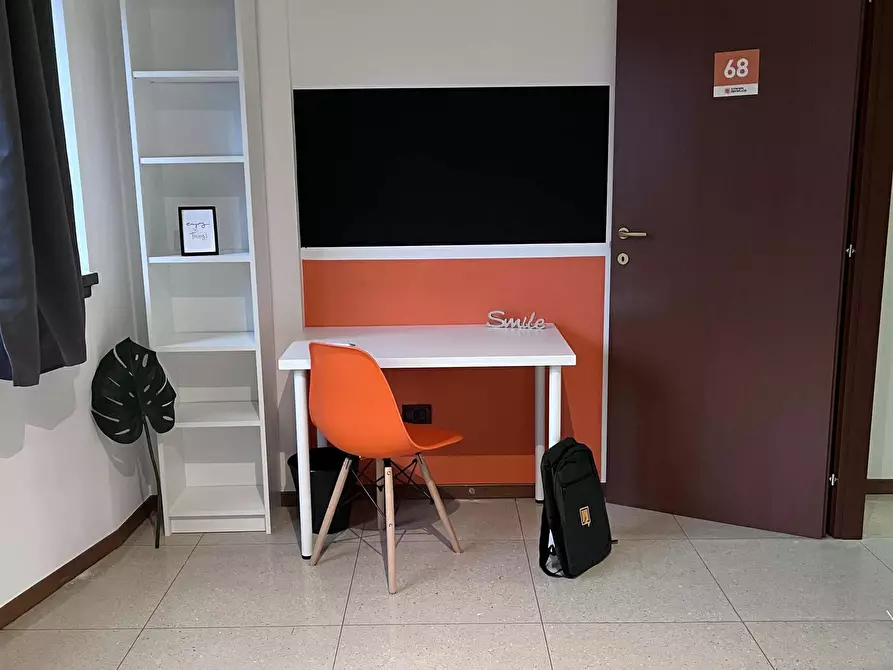 Immagine 5 di Camera in affitto  in Via del Brennero136 a Trento