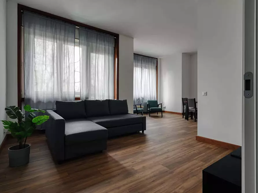 Immagine 1 di Appartamento in affitto  in Via Antonio Banfi8 a Milano