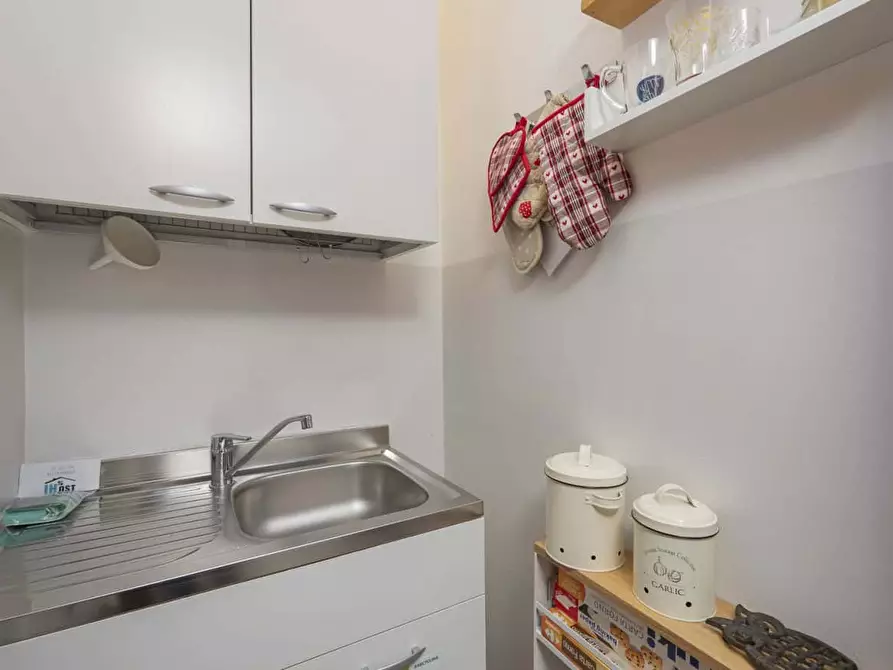 Immagine 5 di Appartamento in affitto  in Via Melzo13 a Milano