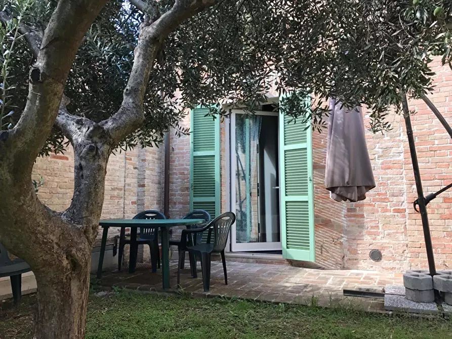 Immagine 1 di Appartamento in affitto  in Via Massimo D'Azeglio1 a Pesaro