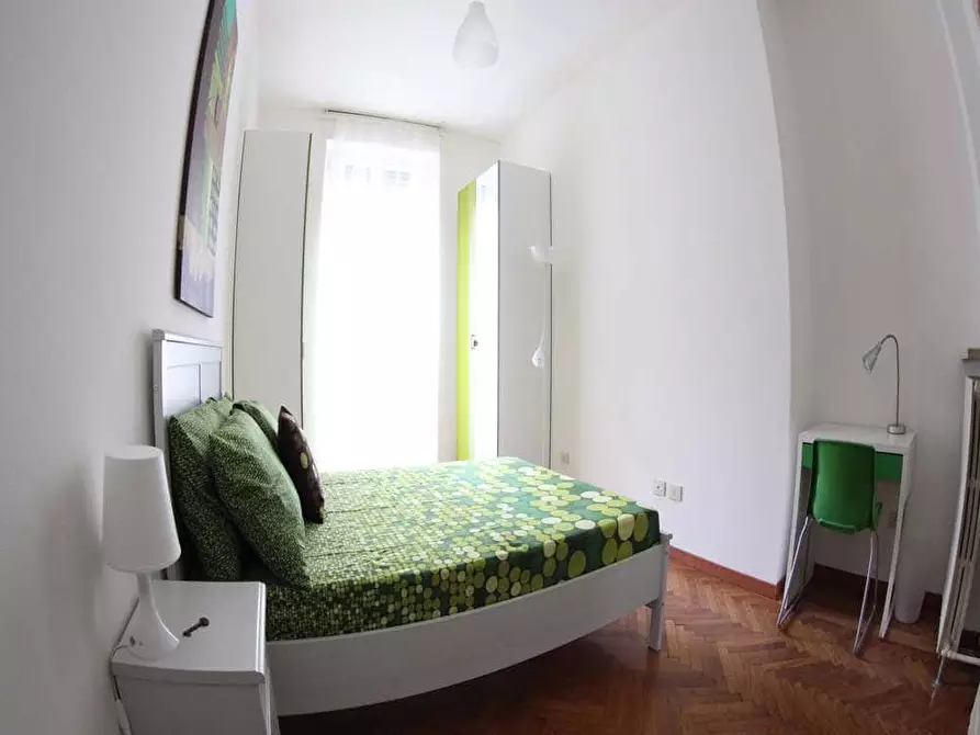 Immagine 1 di Camera in affitto  in Via Felice Casati31 a Milano