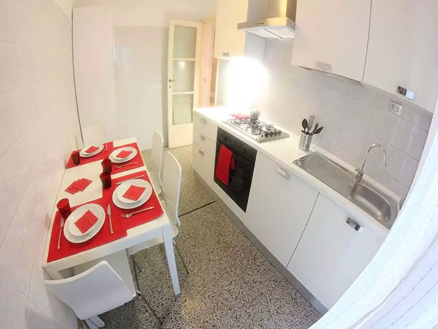 Immagine 5 di Camera in affitto  in Via Felice Casati31 a Milano