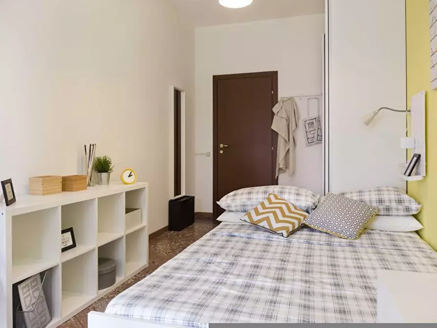 Immagine 2 di Camera in affitto  in Viale Giovanni Vicini20 a Bologna