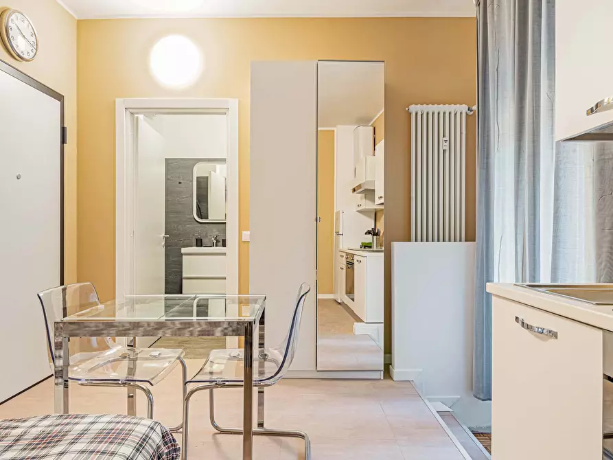 Immagine 6 di Appartamento in affitto  in Via Luciano Manara a Milano