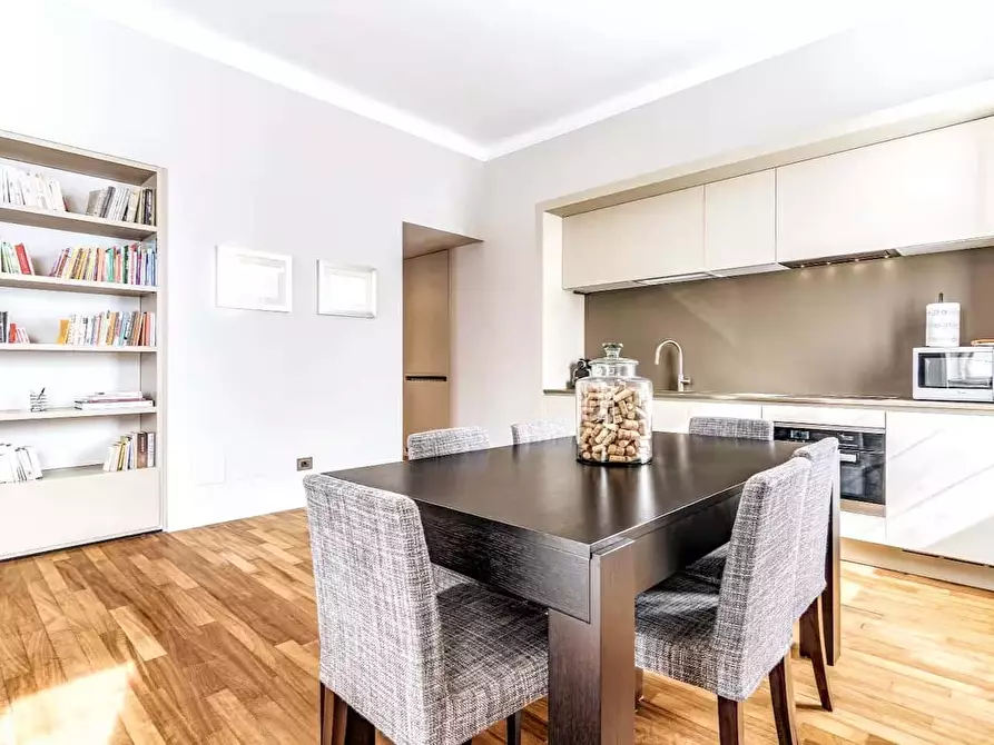 Immagine 13 di Appartamento in affitto  in Via Sardegna31 a Milano