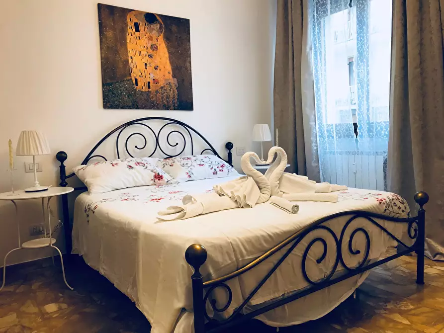 Immagine 1 di Camera in affitto  in via carissimi59 a Firenze