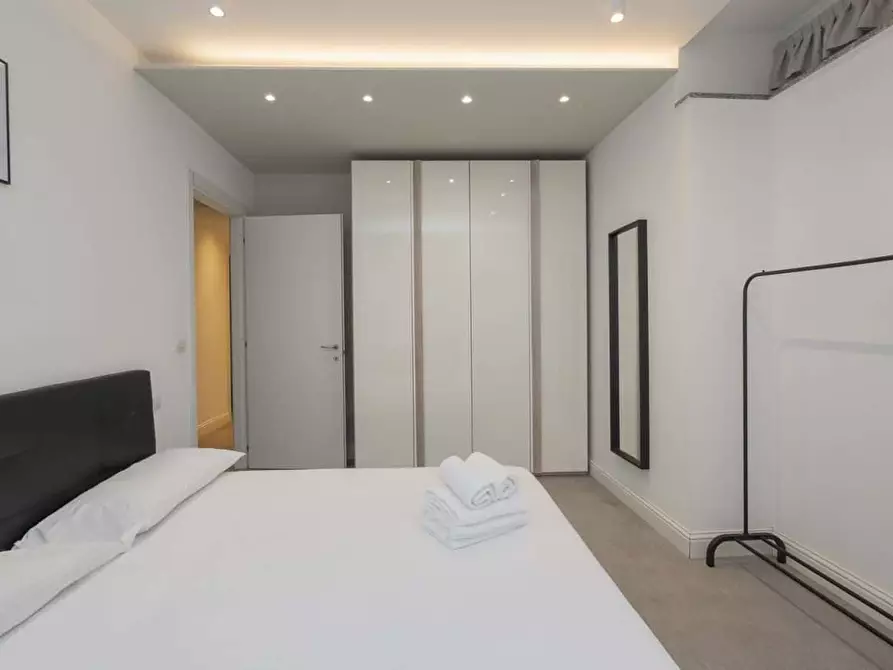 Immagine 6 di Appartamento in affitto  in Via della Moscova27 a Milano