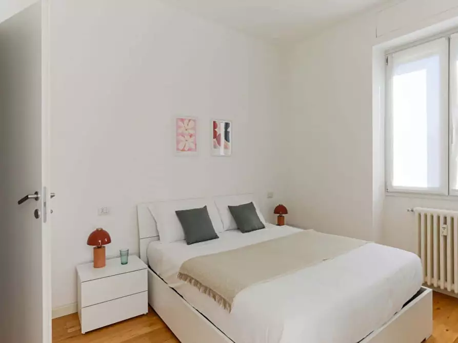 Immagine 26 di Appartamento in affitto  in Via Giovanni Battista Pergolesi a Milano