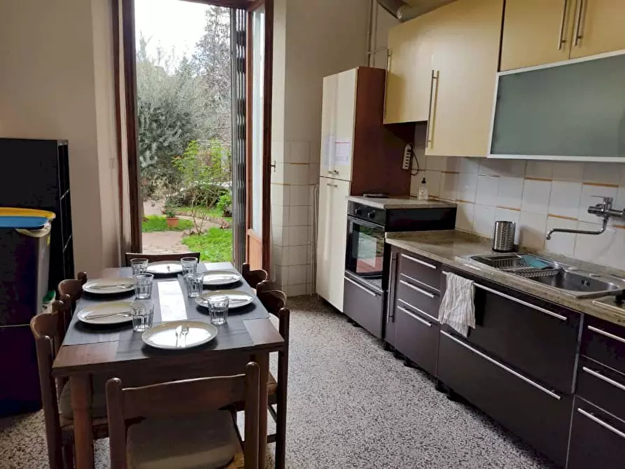 Immagine 10 di Camera in affitto  in Via Bronzino39 a Firenze