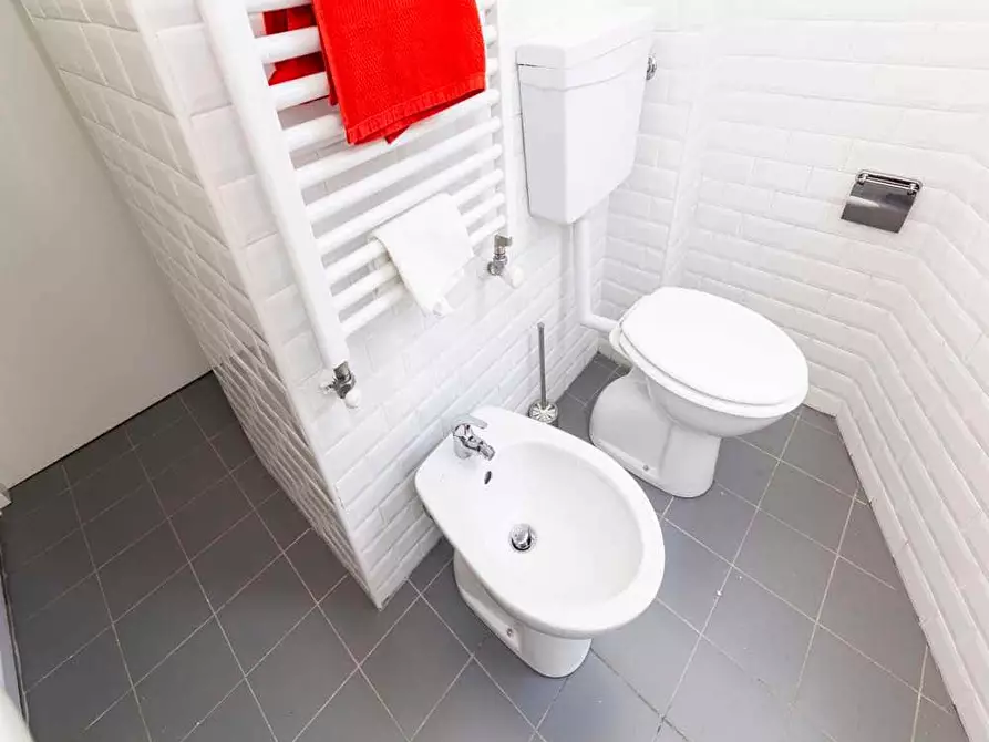 Immagine 17 di Camera in affitto  in Via Paolo Bassi22 a Milano