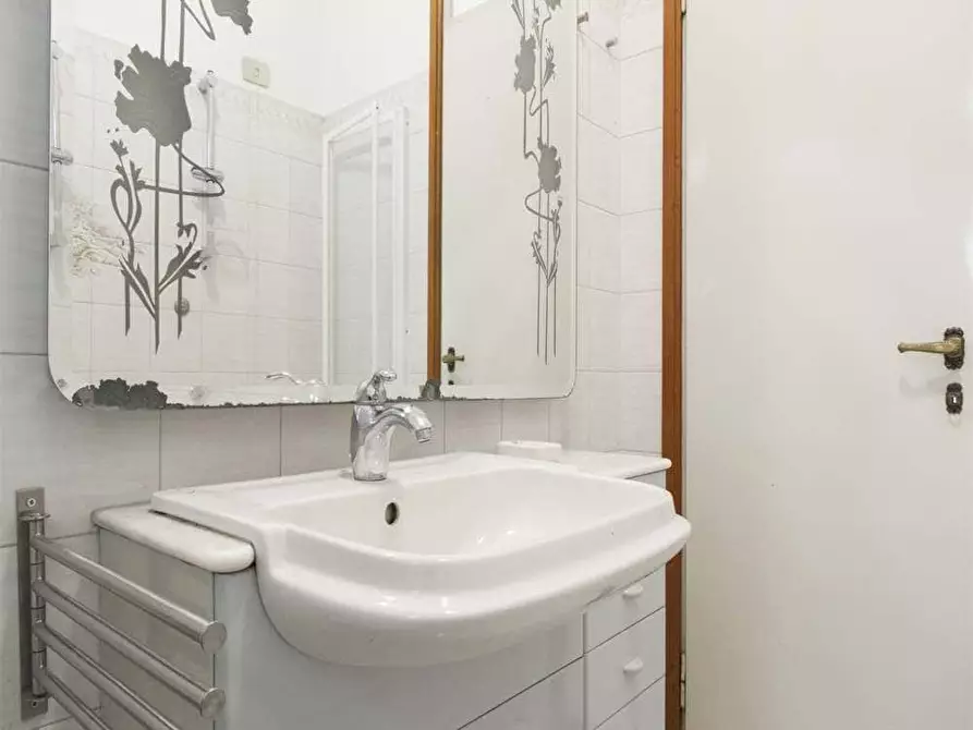 Immagine 14 di Camera in affitto  in Via Pellegrino Rossi80 a Milano