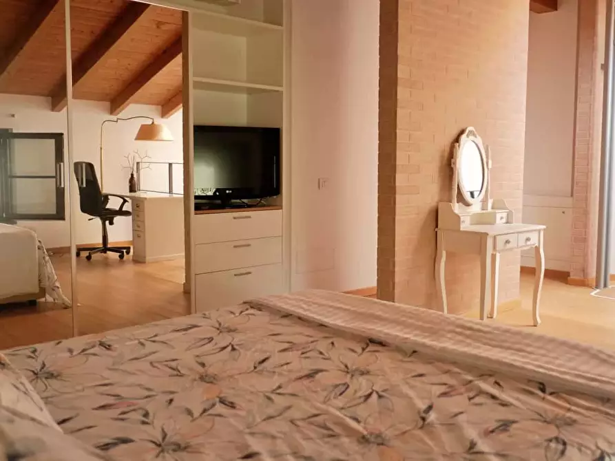 Immagine 19 di Appartamento in affitto  in Via Ampola9 a Milano