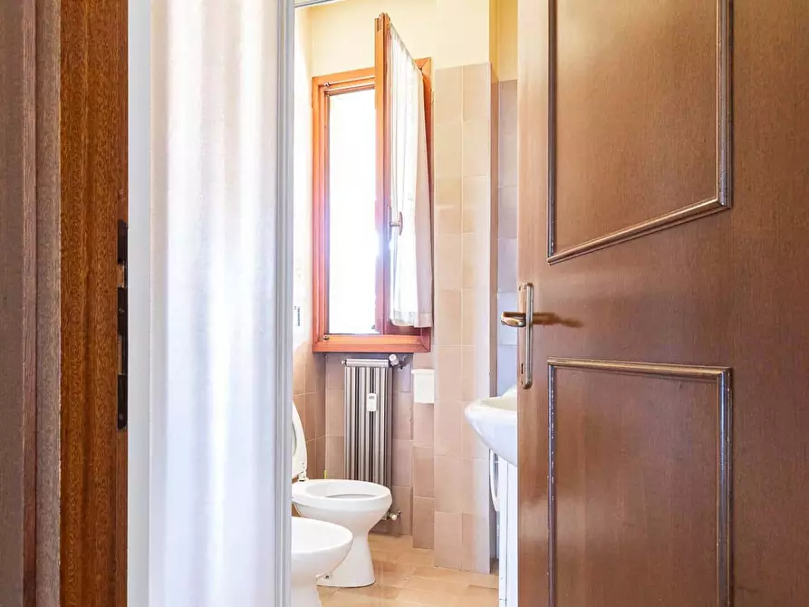 Immagine 21 di Appartamento in affitto  in Via Ghevio6 a Arona