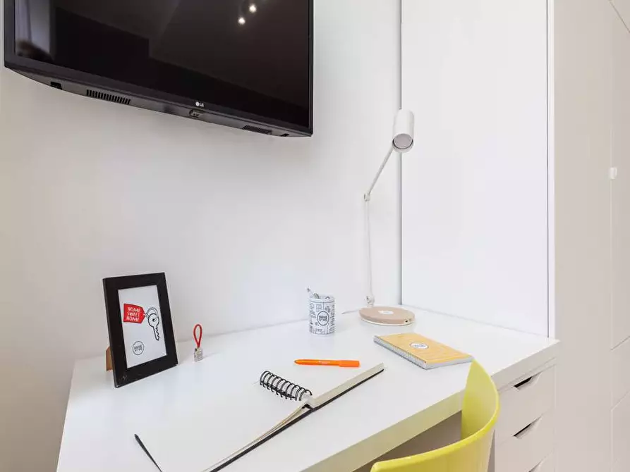 Immagine 6 di Camera in affitto  in Viale Bligny28 a Milano