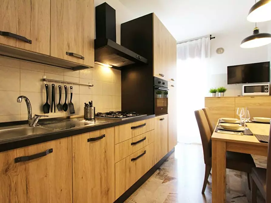 Immagine 5 di Camera in affitto  in Via Augusto Murri a Venezia