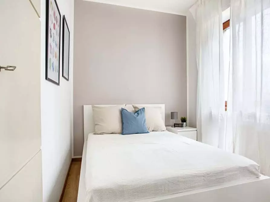 Immagine 6 di Camera in affitto  in Via Ronchi24 a Milano