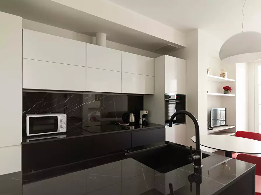 Immagine 9 di Appartamento in affitto  in Via Medici5 a Milano