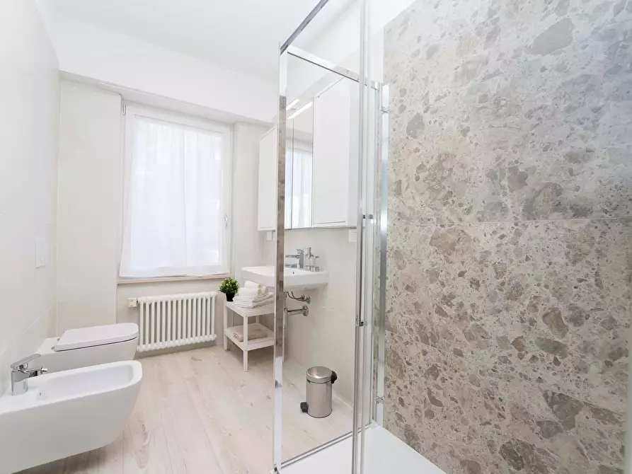 Immagine 9 di Appartamento in affitto  in Via Alfredo Comandini4 a Milano