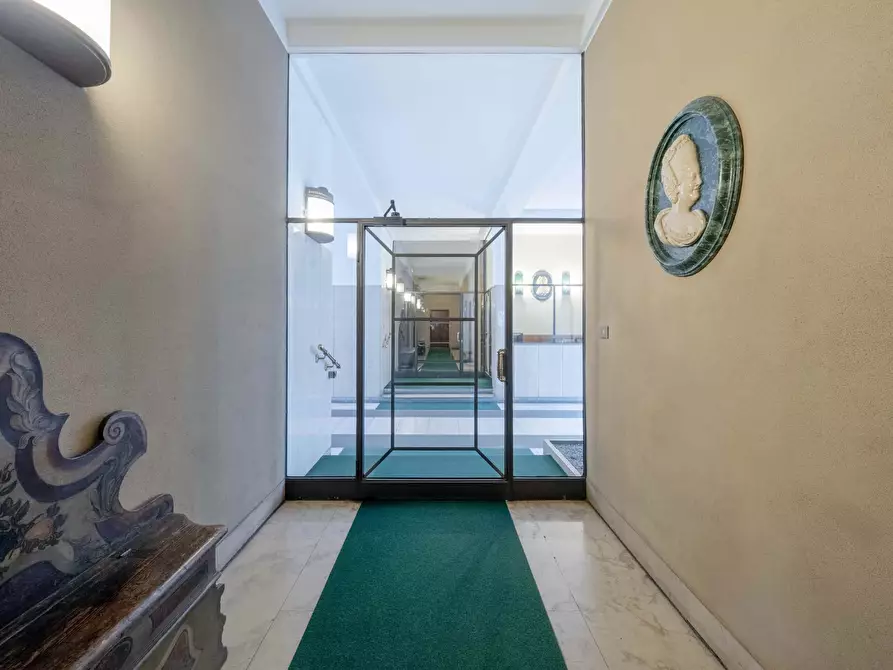 Immagine 63 di Appartamento in affitto  in Via Borgonuovo4 a Milano
