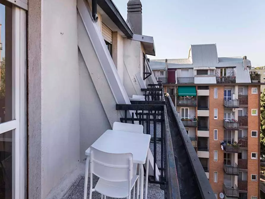 Immagine 23 di Camera in affitto  in Via delle Acacie5 a Buccinasco
