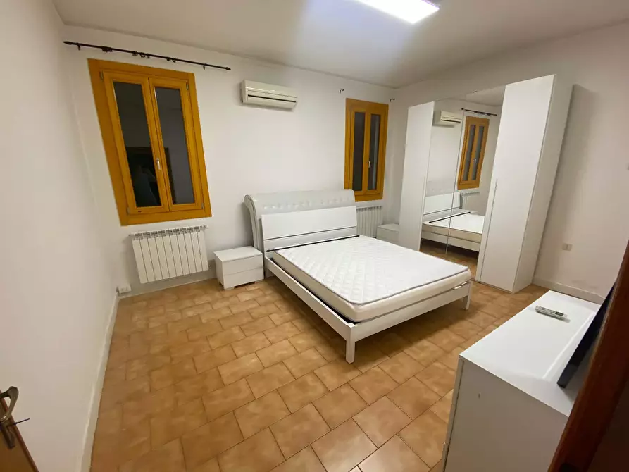 Immagine 6 di Appartamento in affitto  in Via Augusto Giustinian6 a Venezia