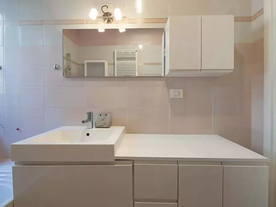 Immagine 9 di Appartamento in affitto  in Viale Certosa92 a Milano