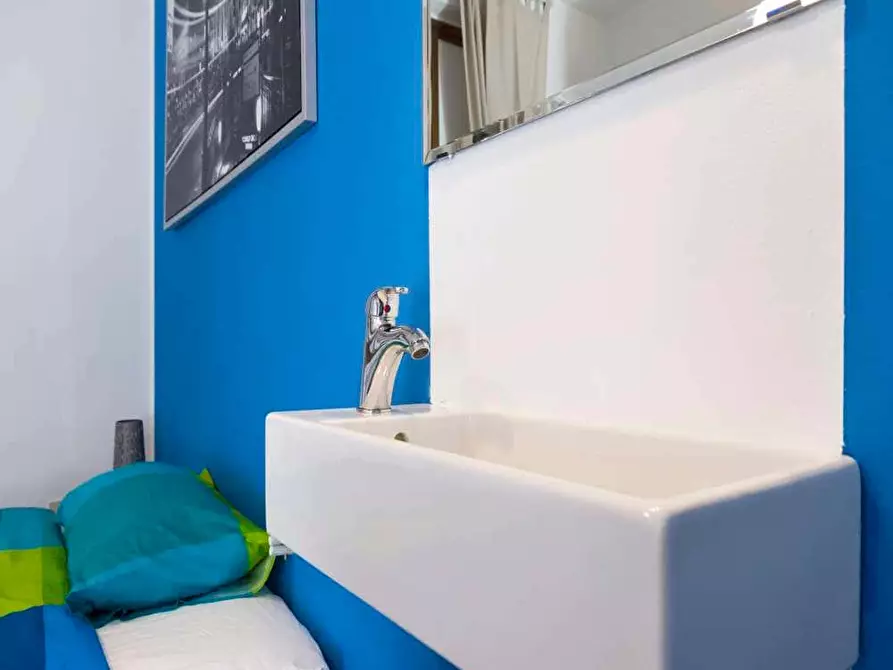 Immagine 9 di Camera in affitto  in Piazza Sant'Agostino7 a Milano