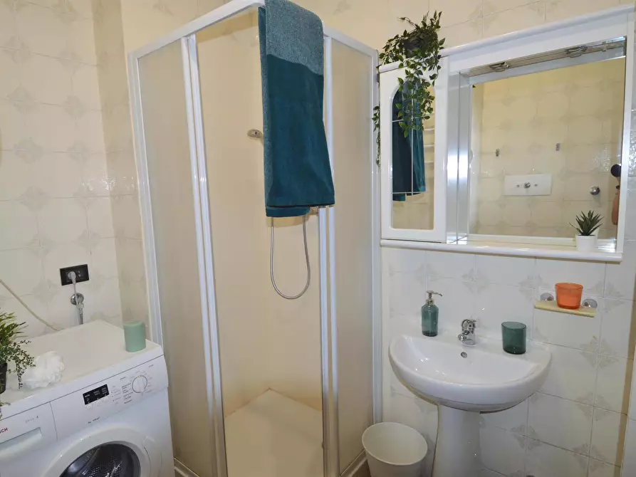 Immagine 16 di Camera in affitto  in Via Alfeo Corassori70 a Modena