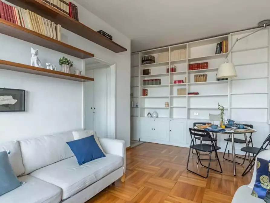 Immagine 10 di Appartamento in affitto  in Piazzale Biancamano2 a Milano