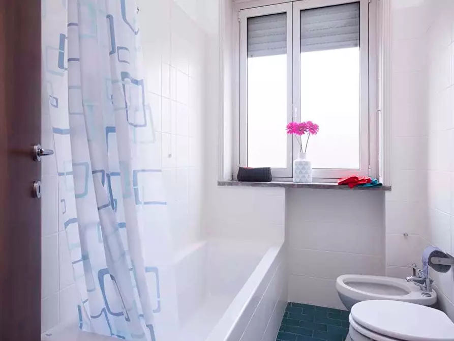 Immagine 17 di Camera in affitto  in Via Monte San Genesio27 a Milano