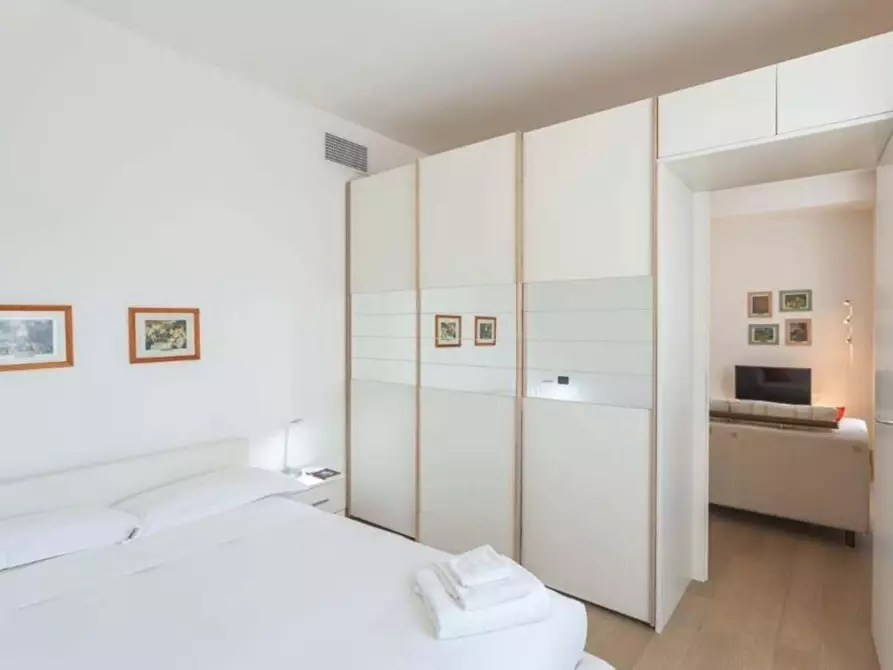 Immagine 9 di Appartamento in affitto  in Via Carlo Farini82 a Milano