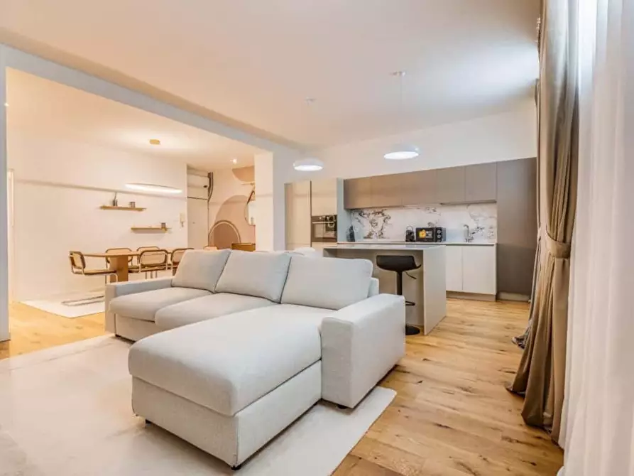 Immagine 12 di Appartamento in affitto  in Via Francesco Melzi d'Eril8 a Milano