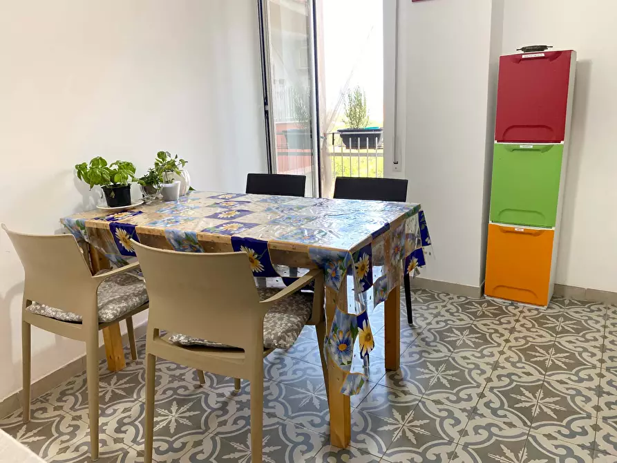 Immagine 25 di Camera in affitto  in Via Calpurnio Fiamma148 a Roma