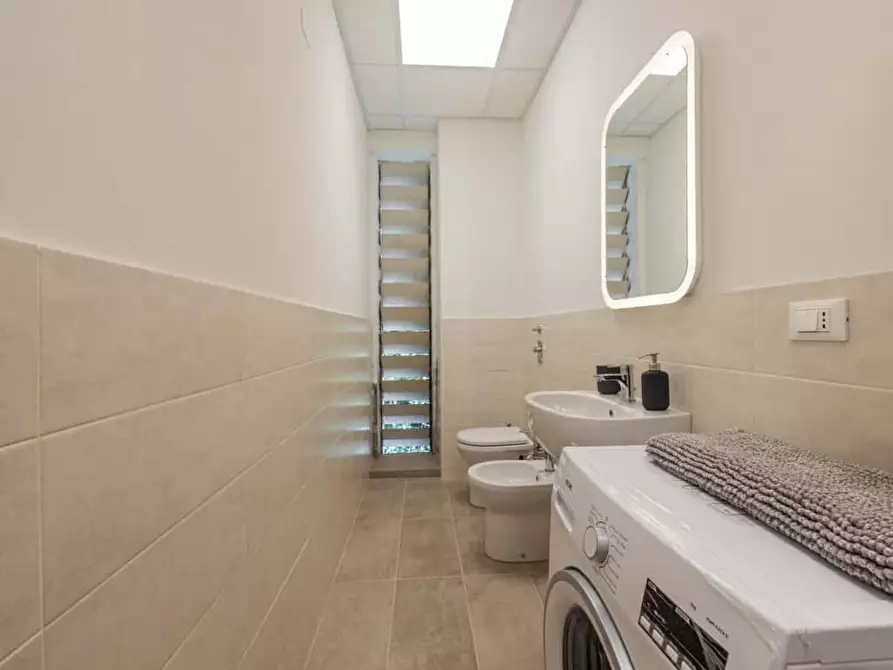 Immagine 4 di Camera in affitto  in Via Uguccione da Pisa4 a Milano