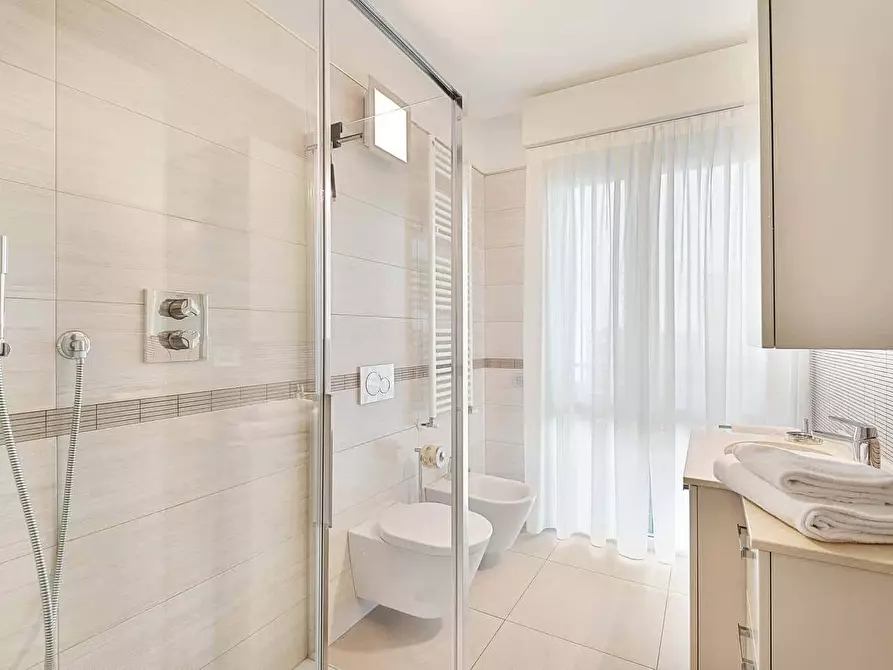 Immagine 18 di Appartamento in affitto  in Via Felice Cavallotti31 a Viareggio