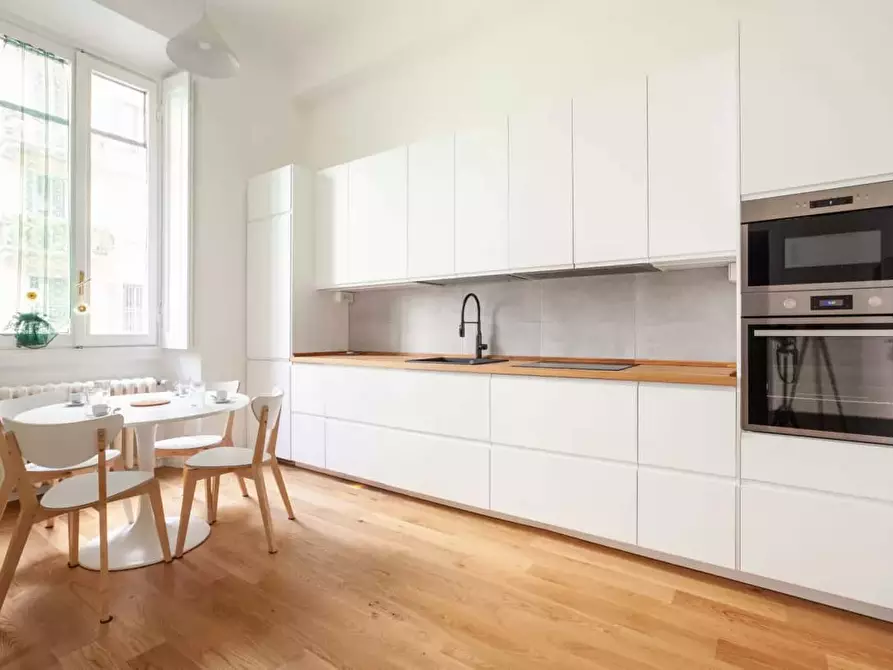 Immagine 28 di Appartamento in affitto  in Via Francesco Melzi d'Eril38 a Milano