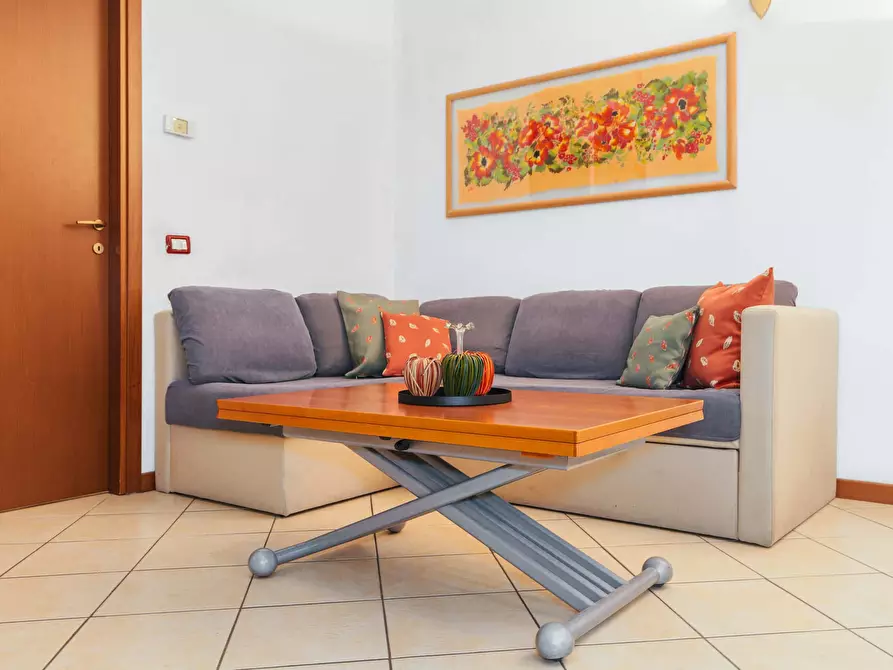 Immagine 6 di Appartamento in affitto  in Via Coluccio Salutati a Milano