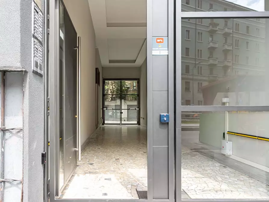 Immagine 5 di Appartamento in affitto  in Via Console Marcello4 a Milano