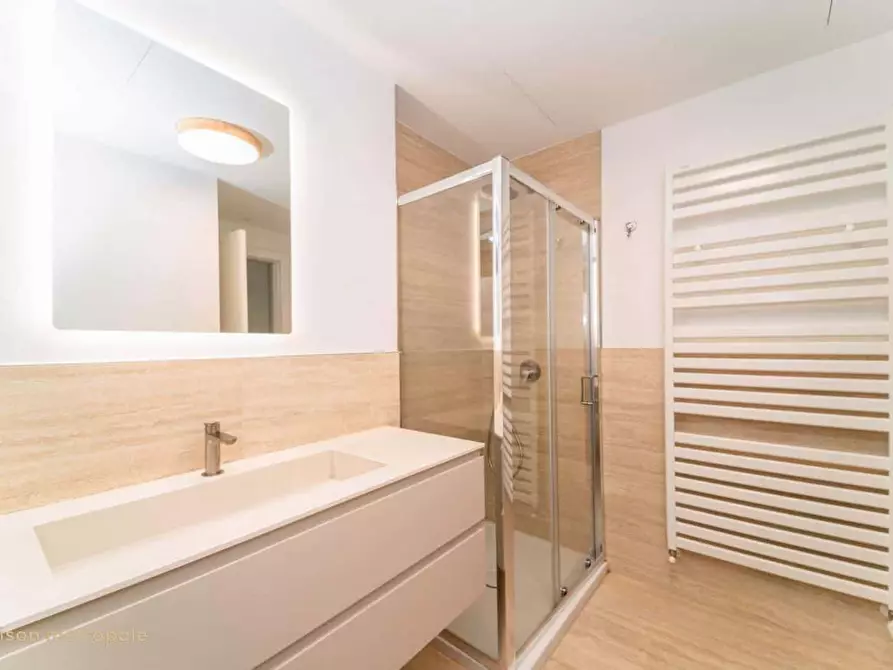 Immagine 15 di Appartamento in affitto  in Via Adamello10 a Milano