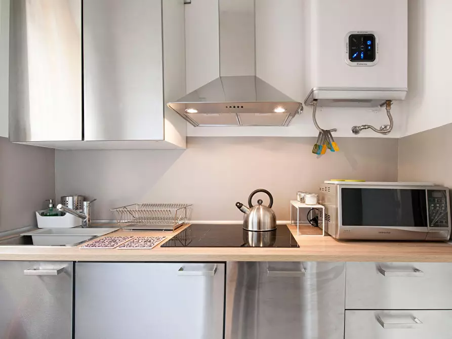 Immagine 15 di Appartamento in affitto  in Via del Borgo di San Pietro74 a Bologna