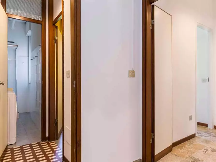 Immagine 38 di Camera in affitto  in Via Giuseppe Frua16 a Milano