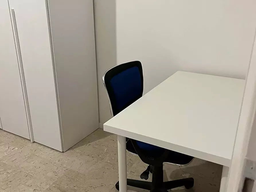 Immagine 4 di Camera in affitto  in Via Imperia6 a Roma