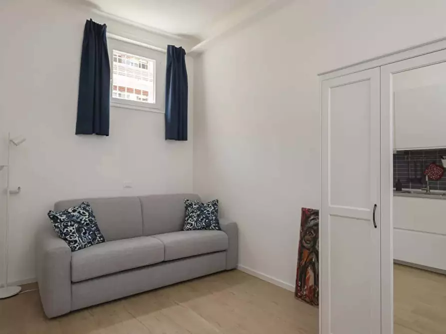 Immagine 11 di Appartamento in affitto  in Via Accademia53 a Milano