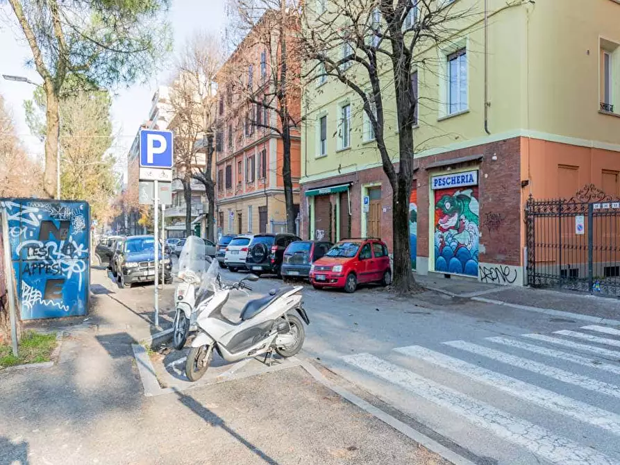 Immagine 15 di Camera in affitto  in Viale Alfredo Oriani26 a Bologna