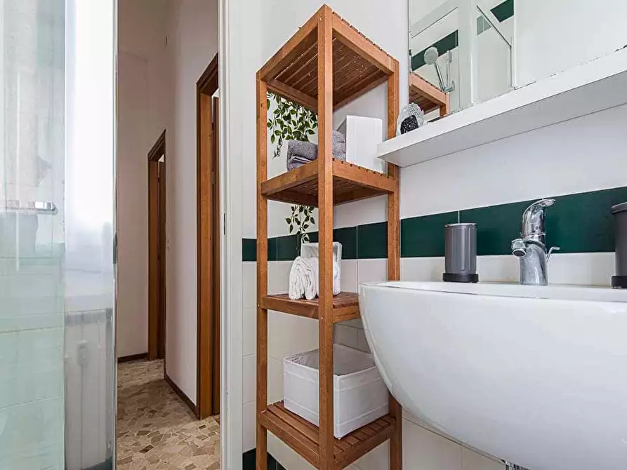 Immagine 19 di Camera in affitto  in Viale Emilio Caldara30 a Milano