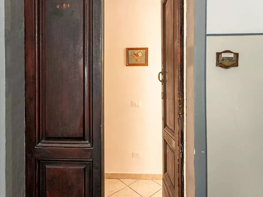 Immagine 5 di Appartamento in affitto  in Via del Porcellana3 a Firenze